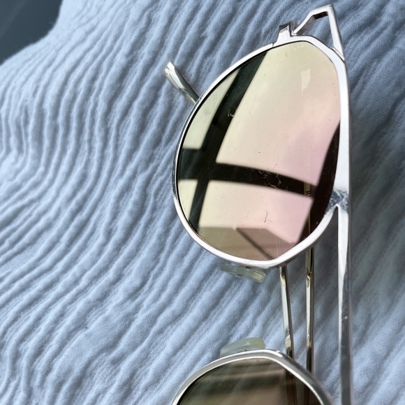 BLACK PHEONIX Sunglasses - Picture 6 of 10